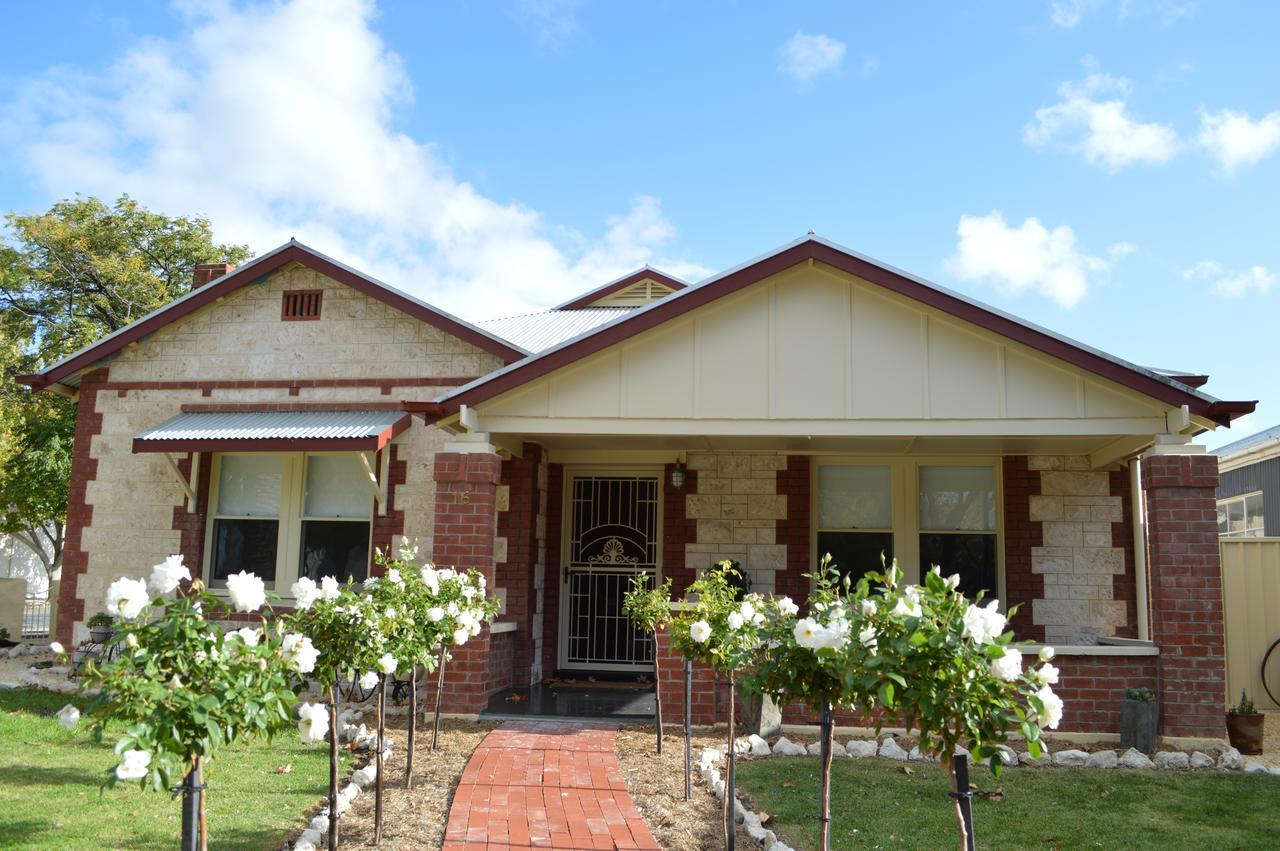 Two Cow Cottage Bed & Breakfast Keith ภายนอก รูปภาพ